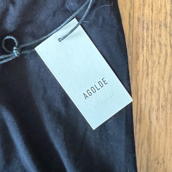 AGOLDE Black V-neck cotton-blend T-shirt - Picture 7 of 9